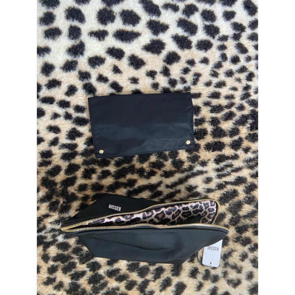 NEW! Kusshi Signature Make Up Bag Satin Black Fabric with Leopard - Picture 8 of 13